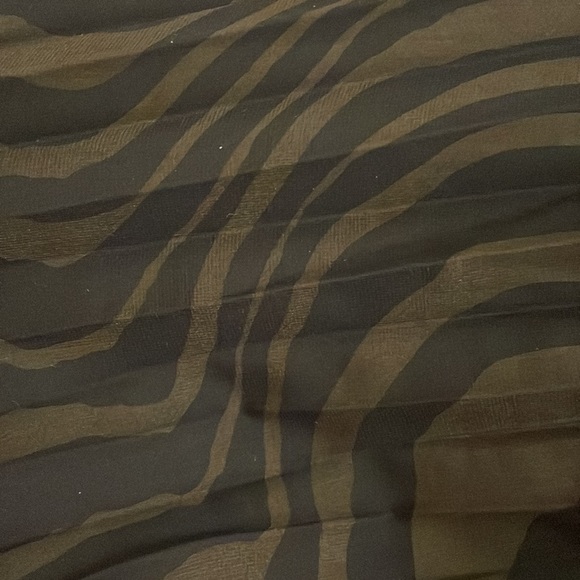 Tahiri Midi Skirt - Picture 5 of 6